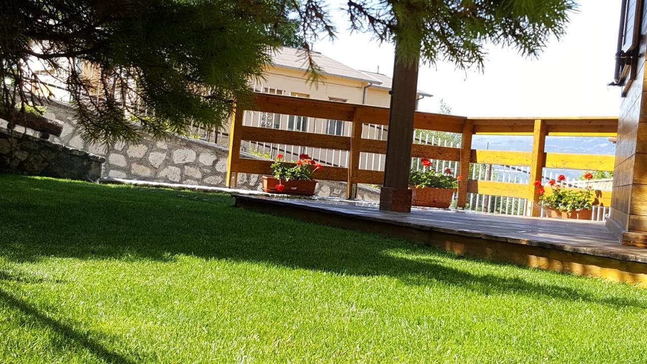 B&B Lo Chalet Di Ocre San Felice d'Ocre Eksteriør bilde